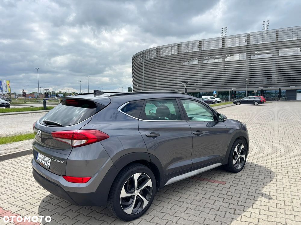 Hyundai Tucson blue 1.7 CRDi 2WD DCT Premium - 34