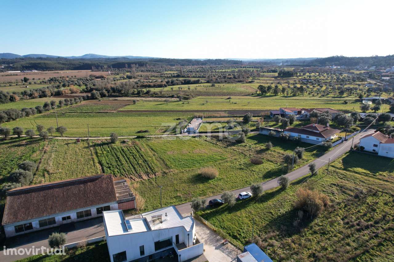 Terreno | 830 m2 | Sobral | Soure - Grande imagem: 3/16