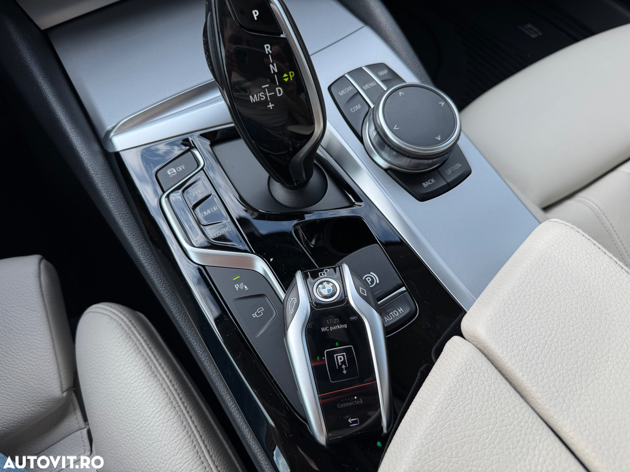 BMW Seria 5 520d AT - 9