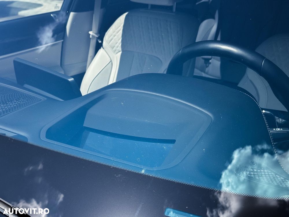 BMW Seria 7 745Le xDrive AT PHEV - 37