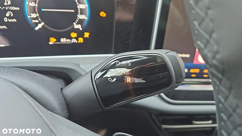 Volkswagen Passat - 18