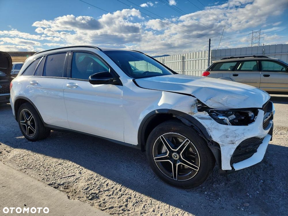 Mercedes-Benz GLC - 4