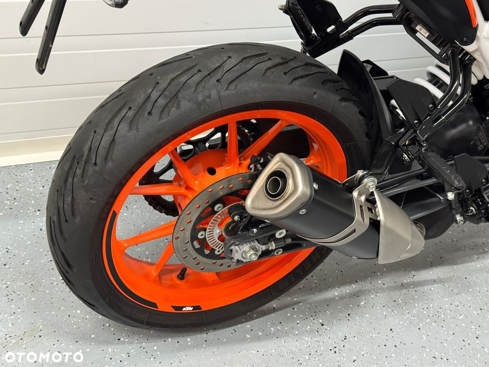 KTM Duke 125 - 14