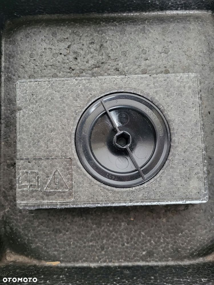 zestaw naprawczy pianka koła zapasowego ford c-max mk2 - 8