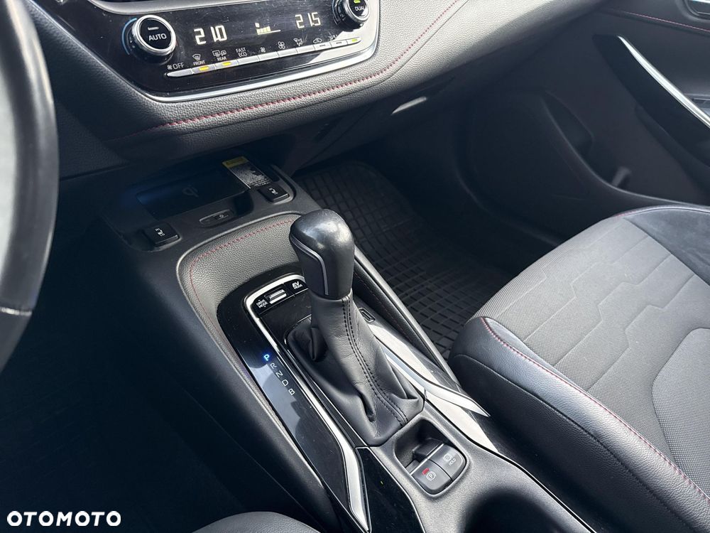 Toyota Corolla 1.8 Hybrid Selection - 26