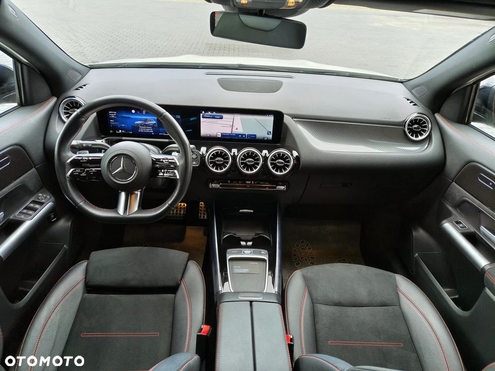 Mercedes-Benz GLA 200 d 8G-DCT Edition AMG Line - 23