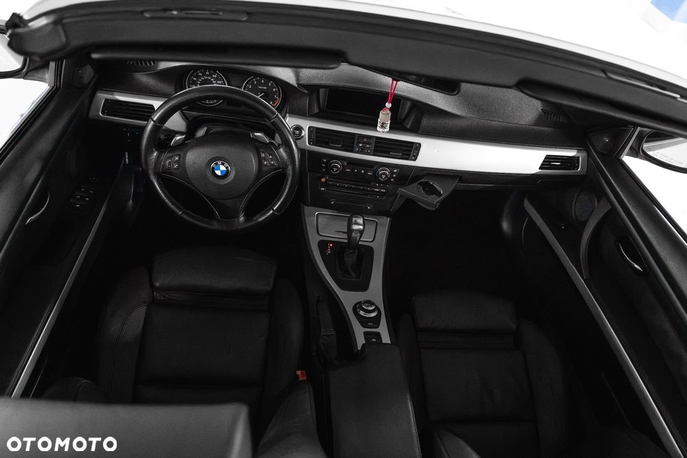 BMW Seria 3 335i - 16