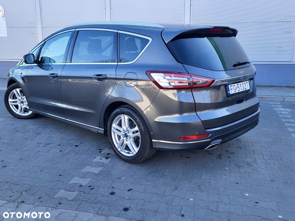 Ford S-Max 2.0 TDCi 4WD Titanium PowerShift - 15