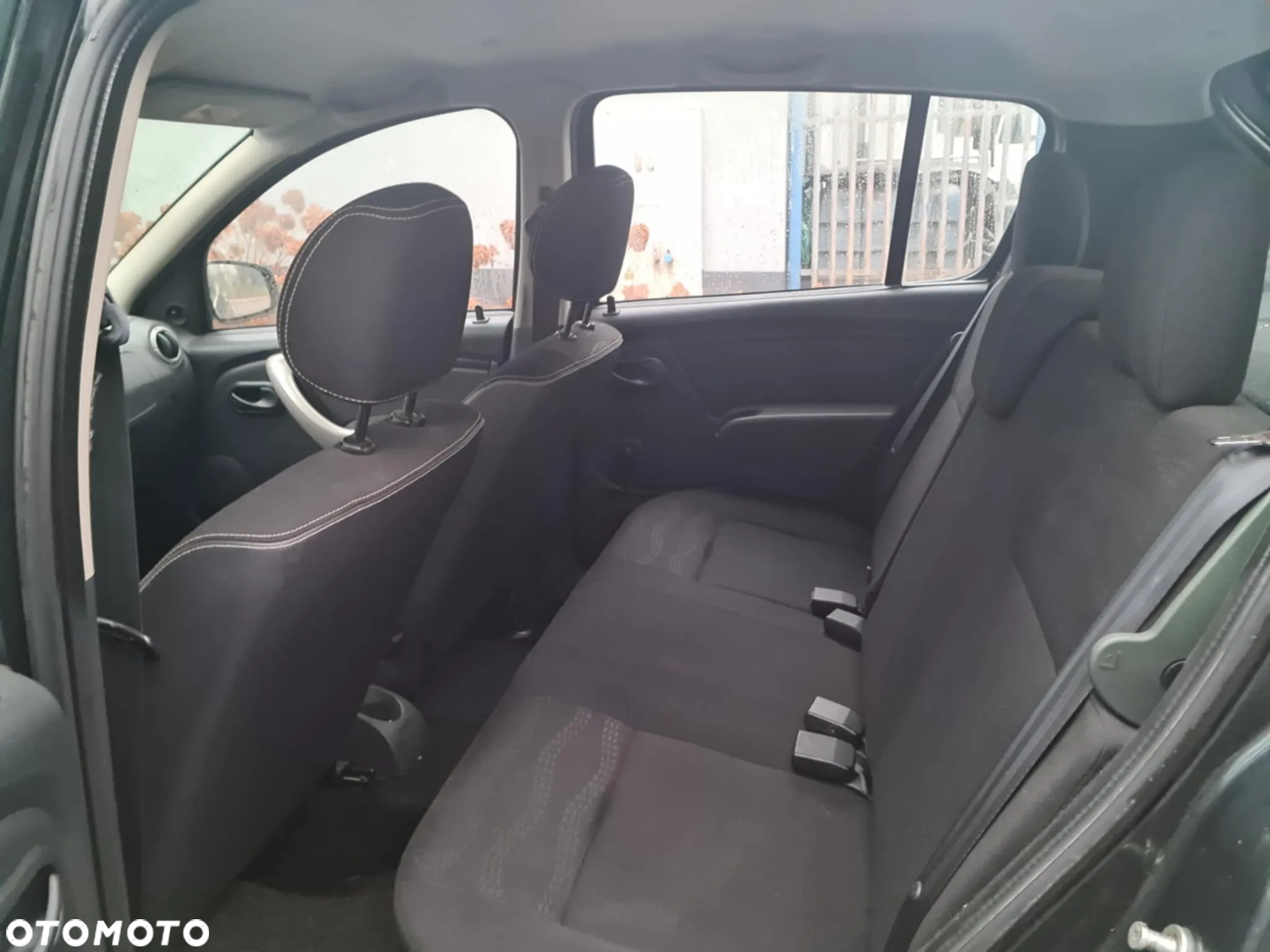 Dacia Sandero 1.6 MPI Stepway - 11