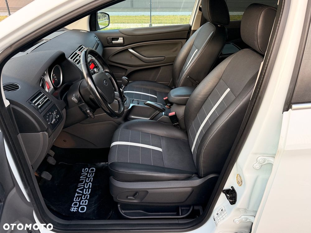 Ford Kuga 2.0 TDCi Titanium - 20