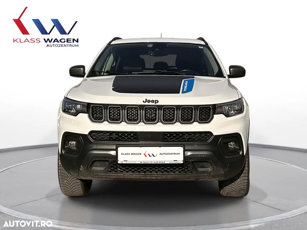 Jeep Compass - 4