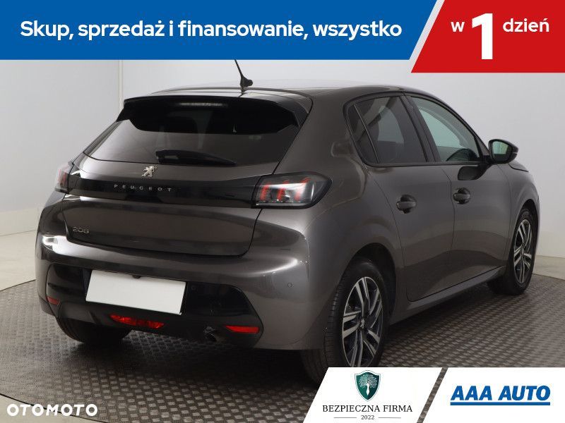 Peugeot 208 - 7