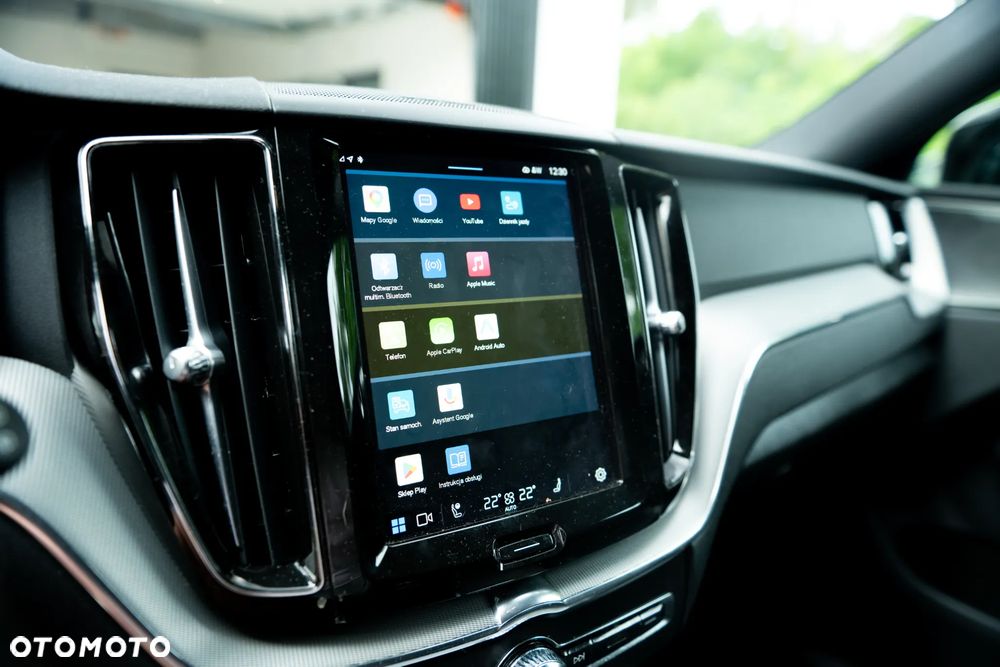 Volvo XC 60 B4 D Plus Dark - 8