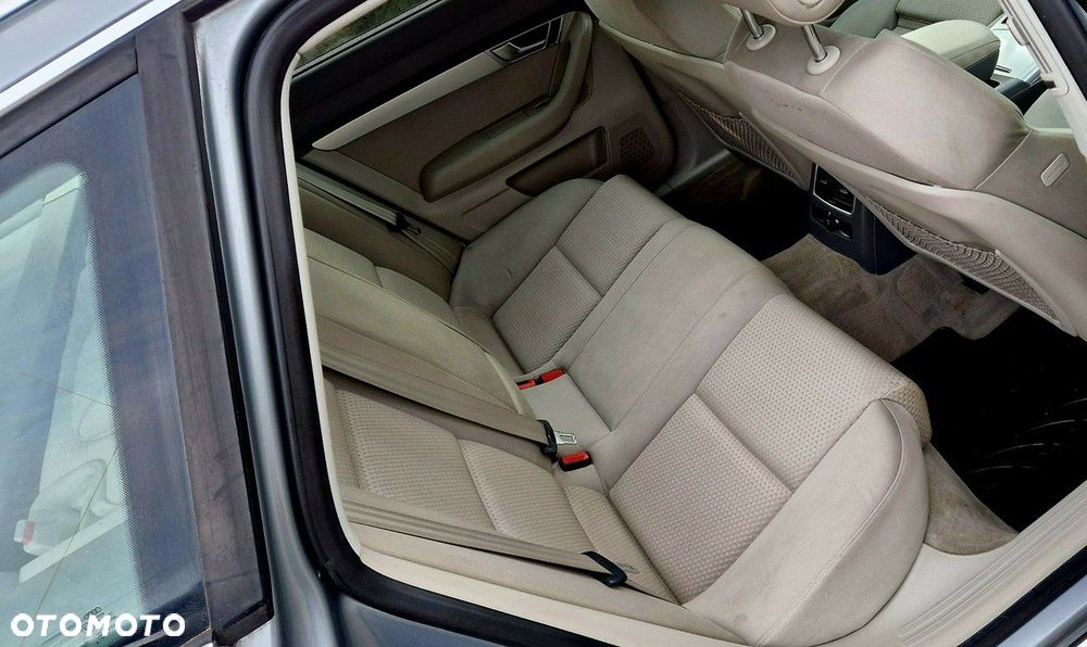 Audi A6 Avant 2.0 TFSI multitronic - 34