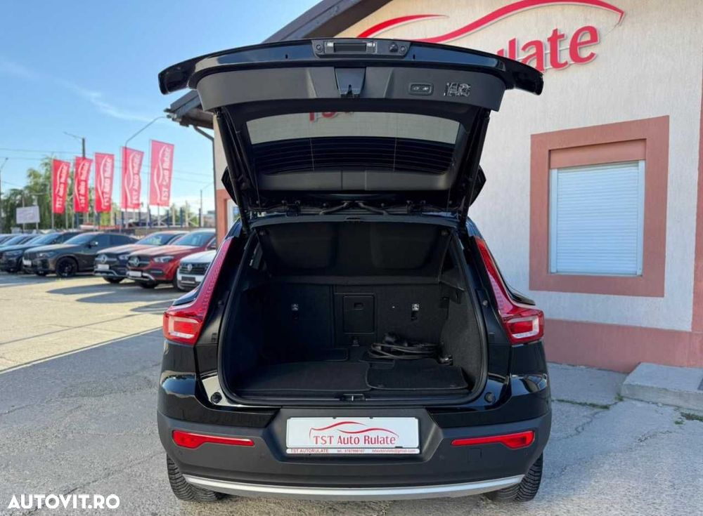 Volvo XC 40 Recharge T4 Twin Engine AT7 Inscription Expression - 13