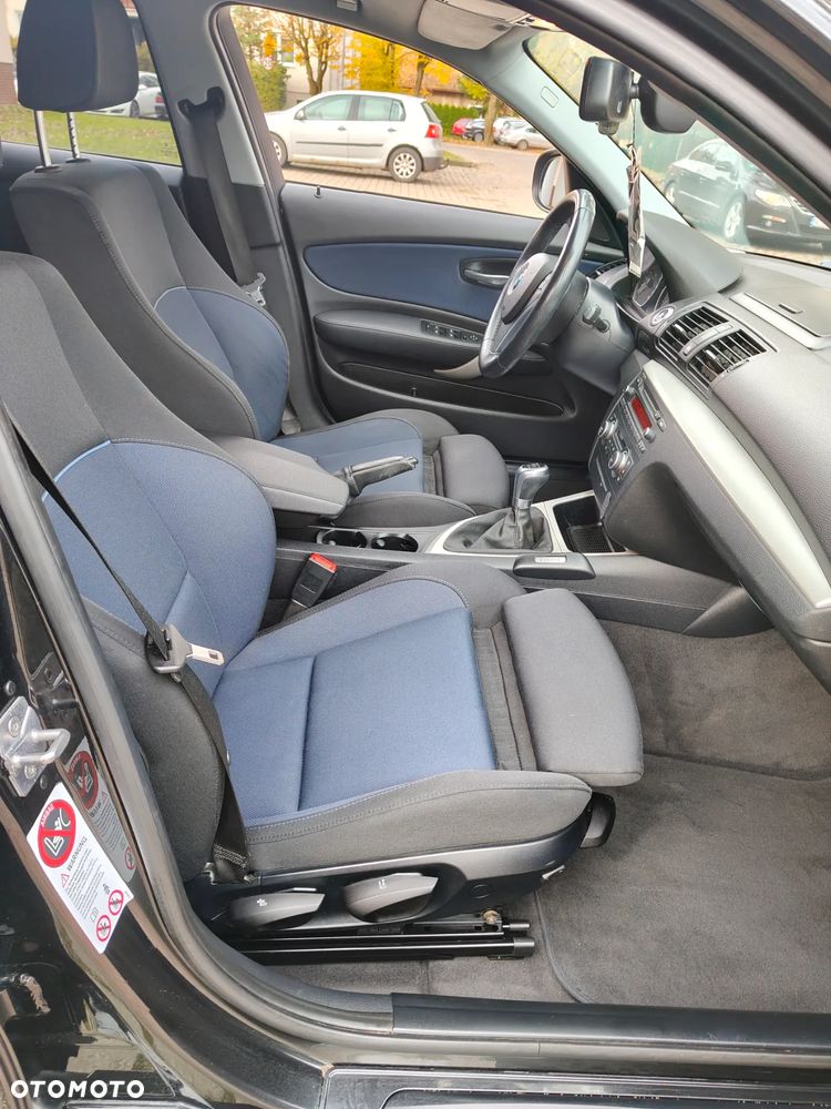 BMW Seria 1 118d Sport Line - 10