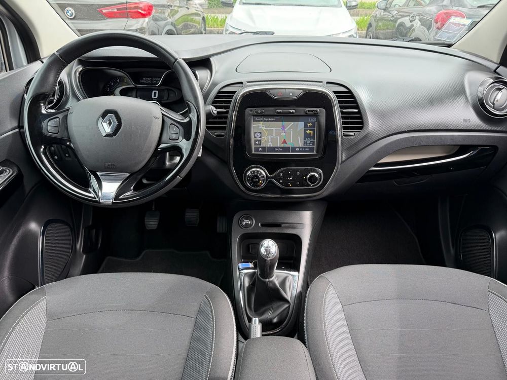 Renault Captur 1.5 dCi Exclusive - 12