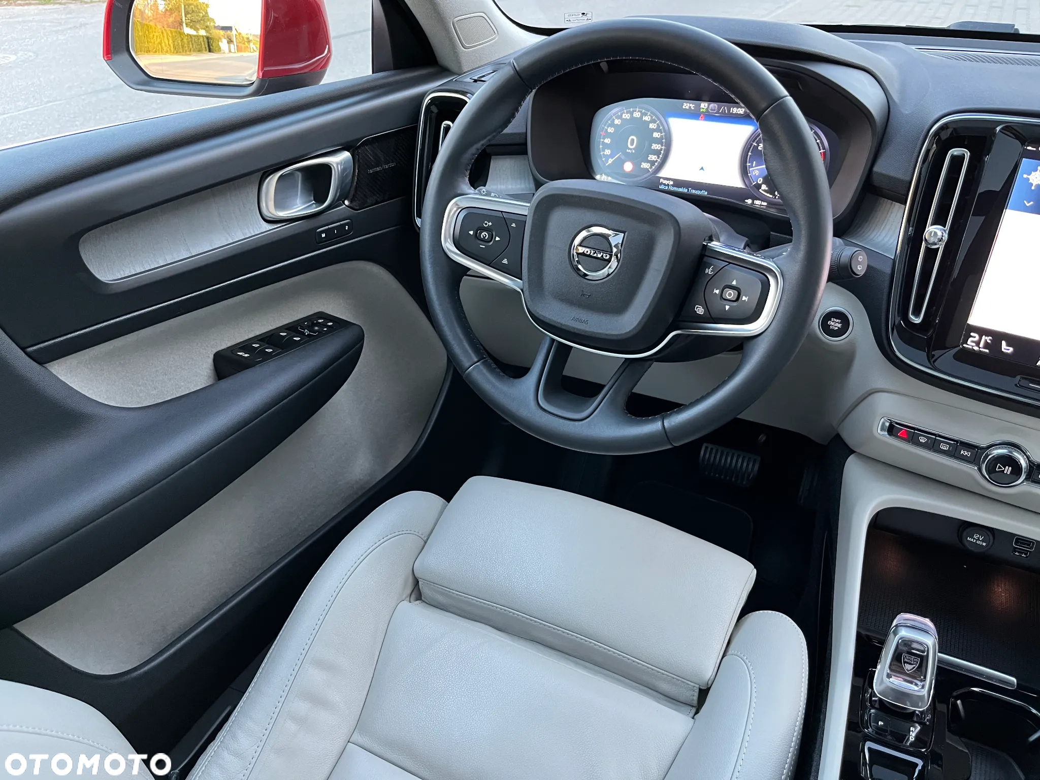 Volvo XC 40 - 33