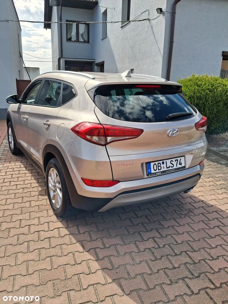 Hyundai Tucson - 2