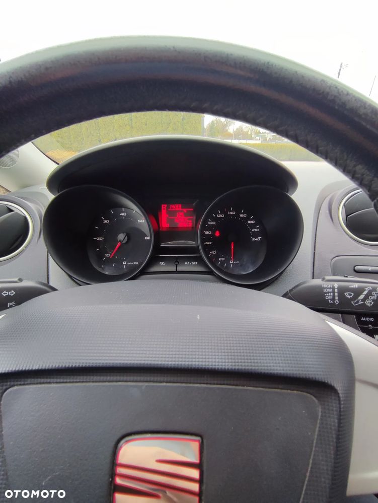 Seat Ibiza SC 1.6 TDI DPF Style - 16