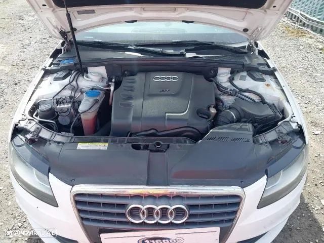 Audi A4 2.0 TDI | CAHA | 170cv para peças - Parachoques | Frente Completa | Rádio | Jantes | Faróis | Portas | Vidro | Motor | Tampa Mala | Farolim | Farolins | Xenon | Halogeneo | Pre LCI - 1