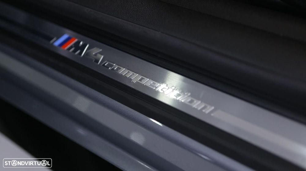 BMW M4 Competition xDrive - 34