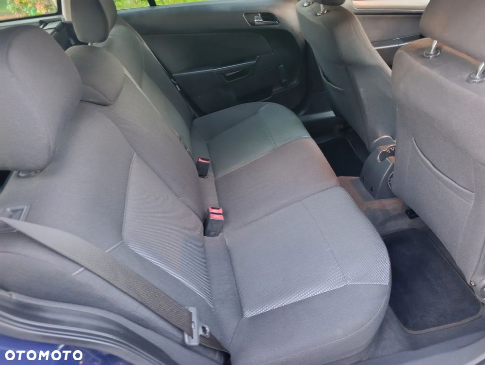 Opel Astra 1.4 Enjoy - 22