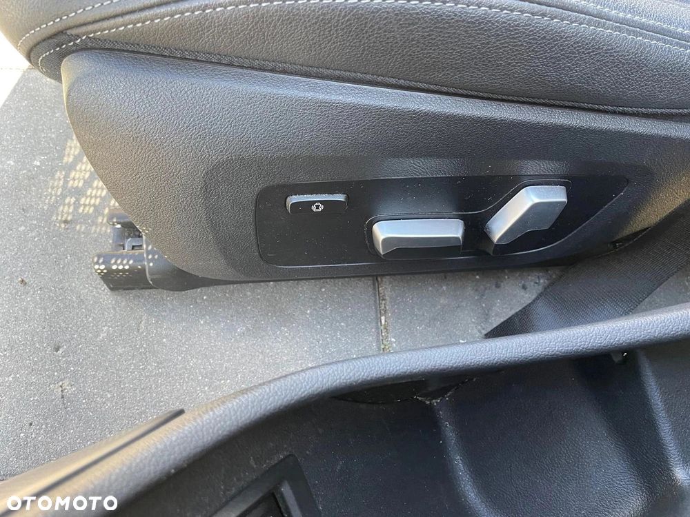 FOTELE TAPICERKA BMW i4 4 G26 SPORTY SKÓRA GRZANE ELEKTRYCZNE HARMAN PAMIĘĆ - 5