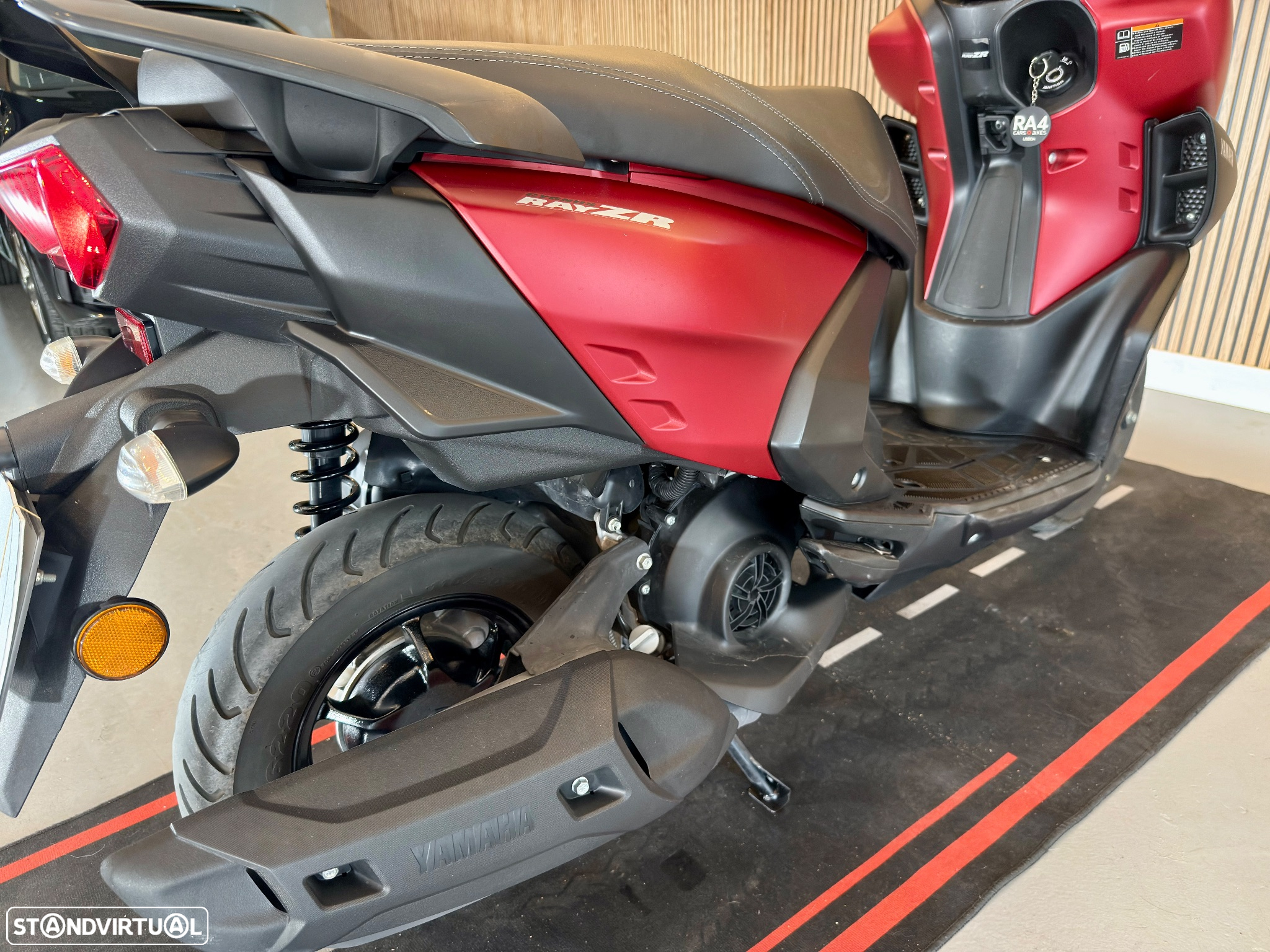 Yamaha RayZR - 17