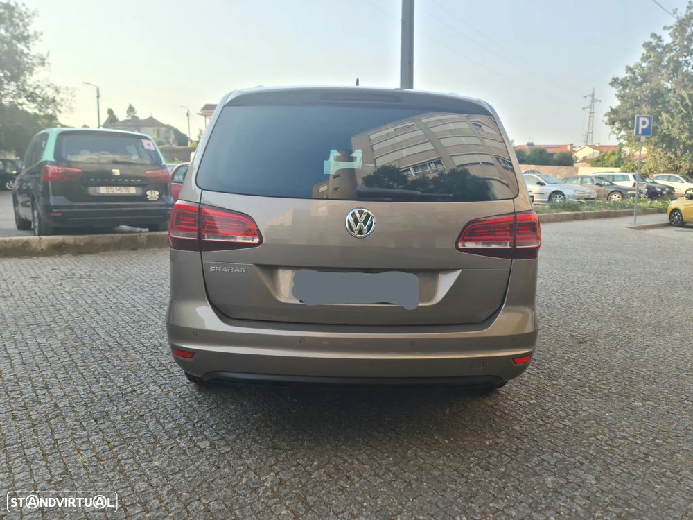 VW Sharan 2.0 TDI Blue Highline DSG - 3