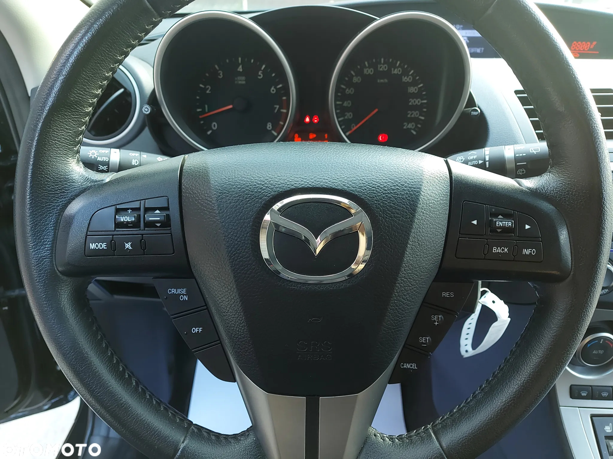 Mazda 3 1.6 Exclusive - 23