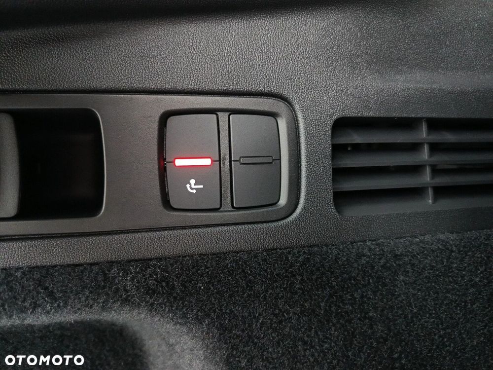 Audi Q5 Sportback - 32