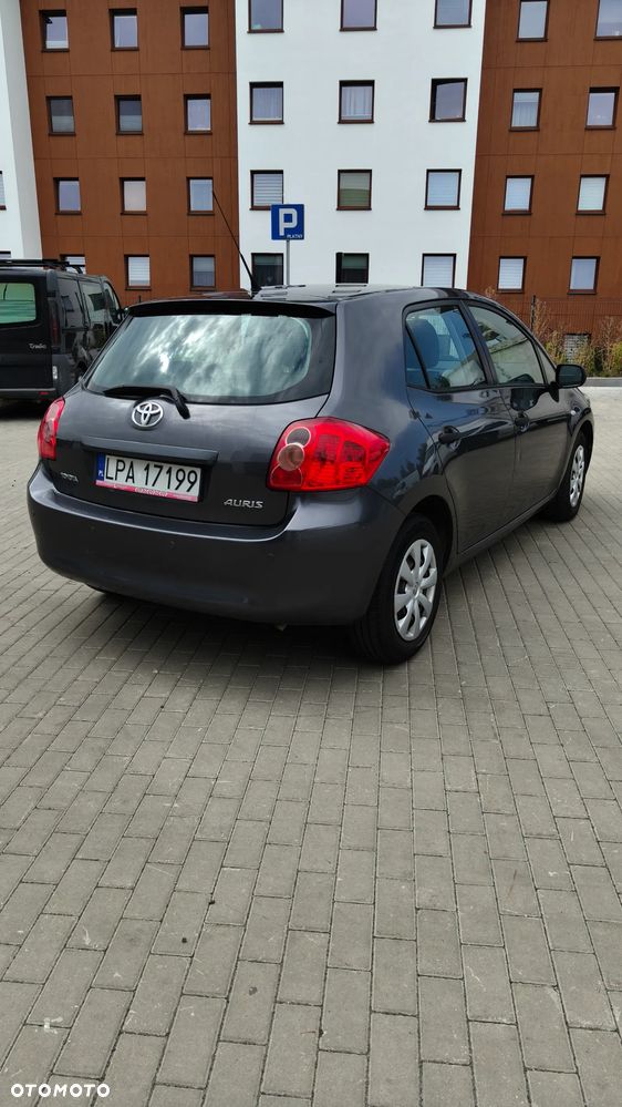 Toyota Auris 1.4 D-4D Luna - 3