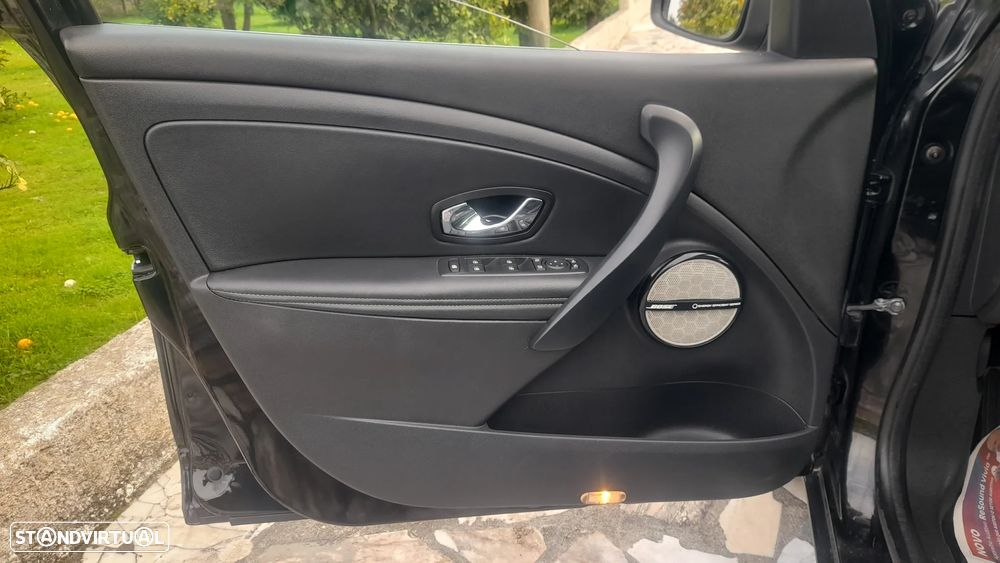 Renault Mégane Sport Tourer 1.5 dCi Bose Edition EDC J18 - 16