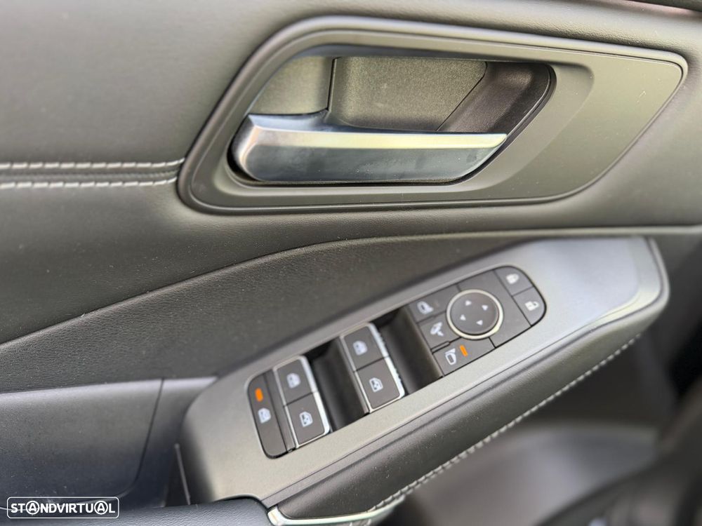 Nissan Qashqai 1.3 DIG-T N-Connecta LED - 17