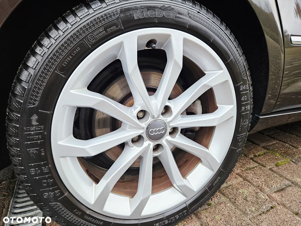 Volkswagen CC 3.6 V6 4Motion DSG - 10