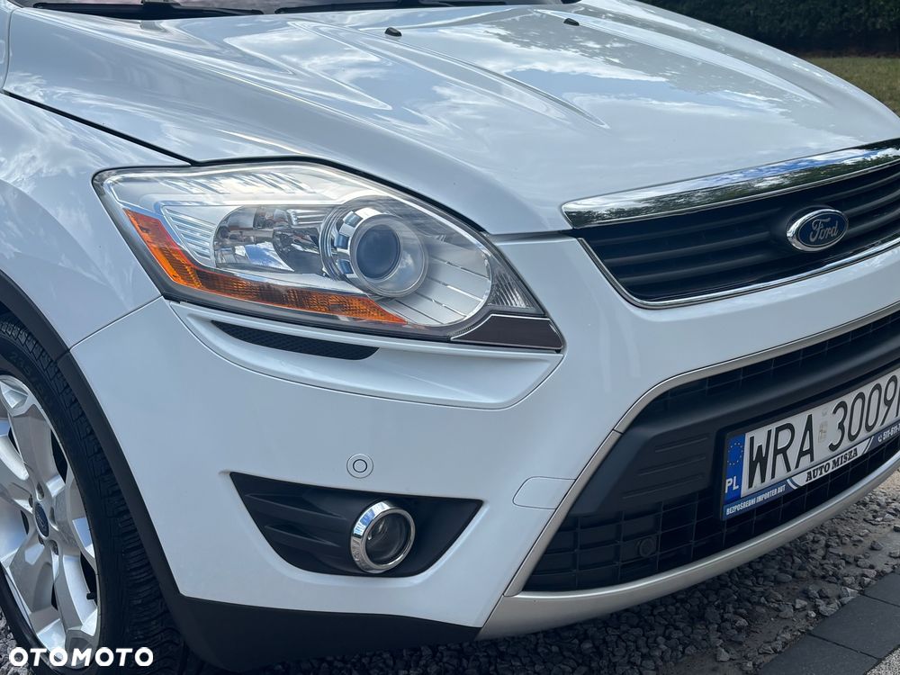 Ford Kuga 2.5 4x4 Titanium - 37
