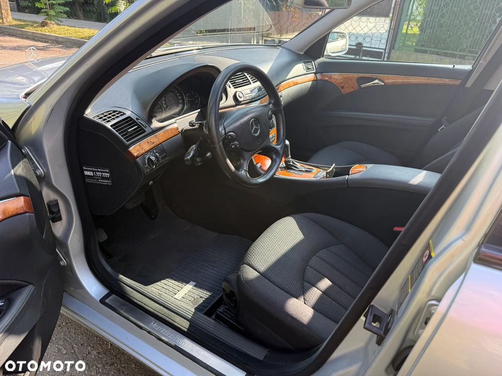 Mercedes-Benz Klasa E 220 T CDI Automatik Elegance - 12