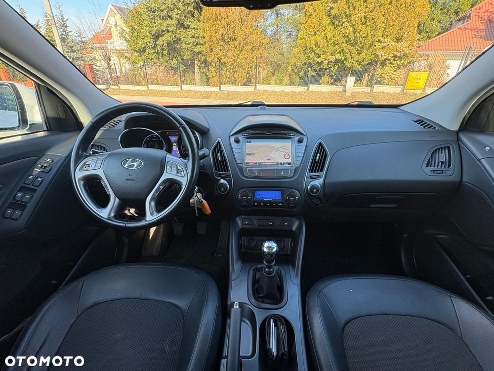 Hyundai ix35 2.0 CRDi 4WD Premium - 13