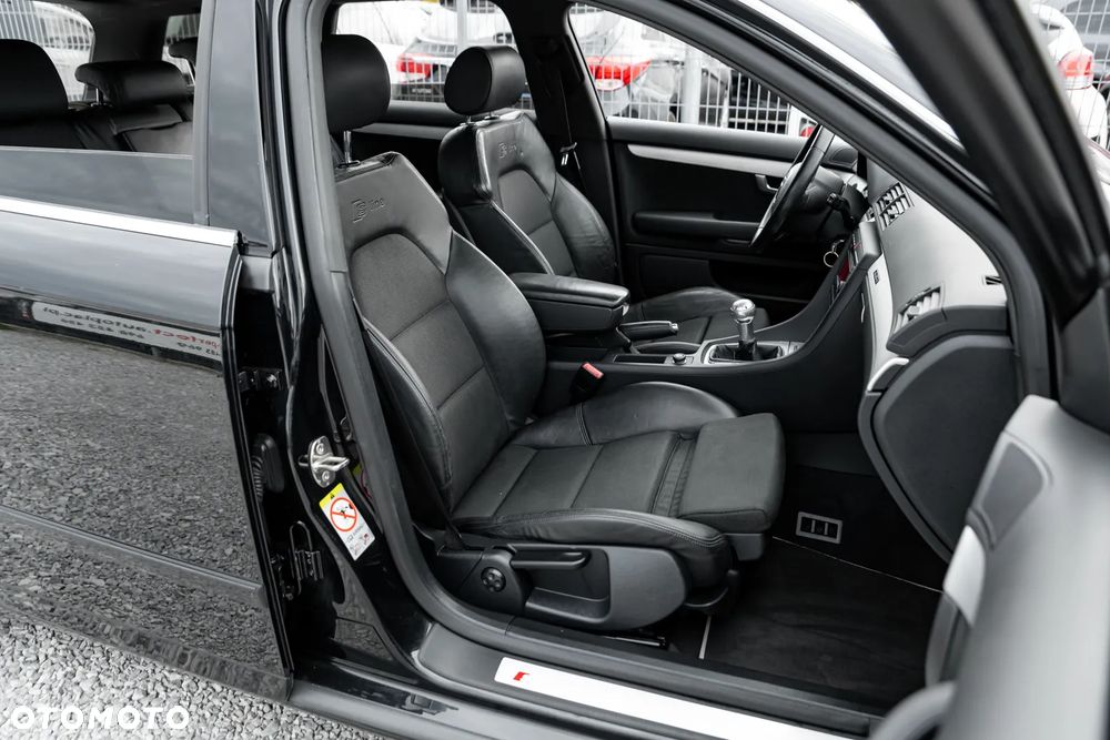 Audi A4 Avant - 26