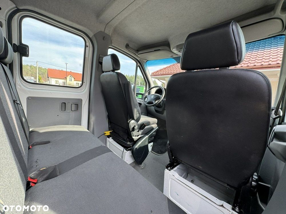 Volkswagen Crafter - 33