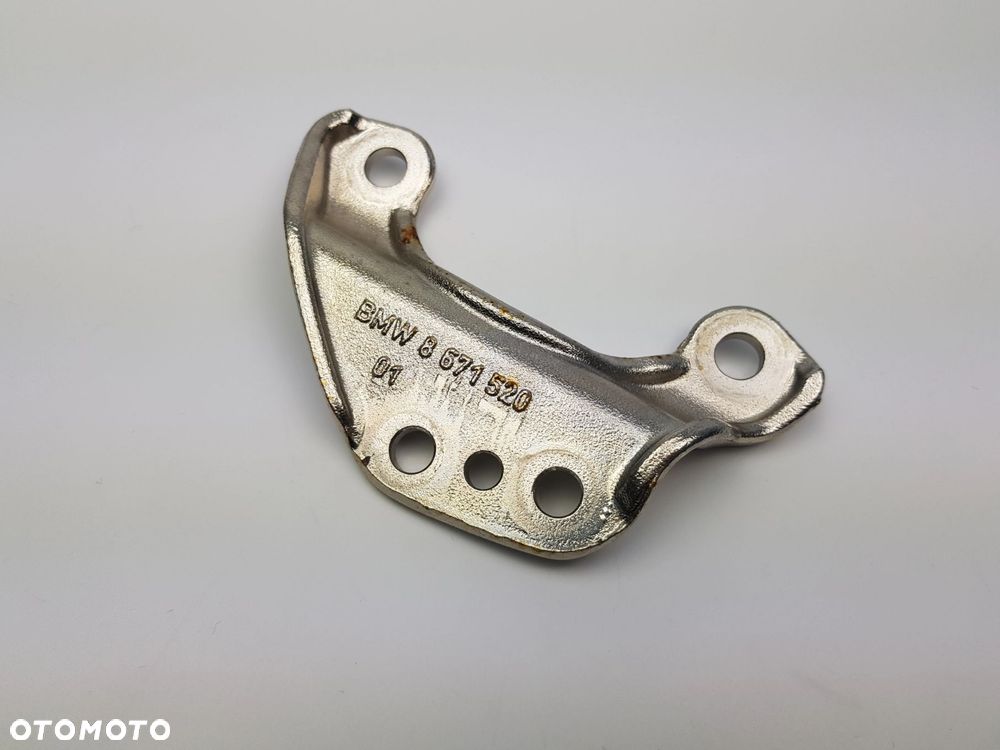 Łapa Wspornik Uchwyt katalizatora BMW X5 G05 G11 G30 N63 4.4 V8 8671520 - 2