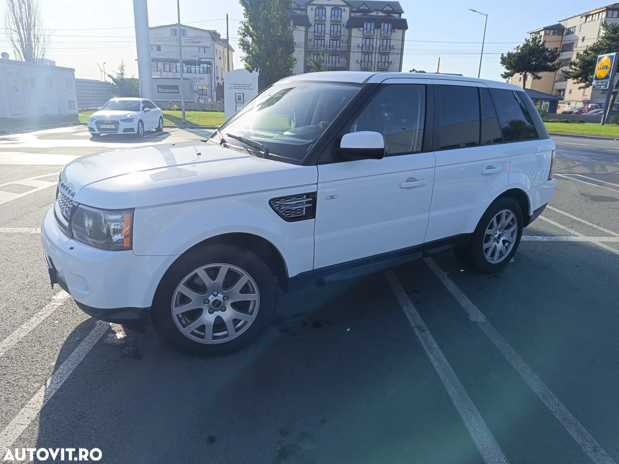 Land Rover Range Rover Sport 3.0 TDV6 HSE Aut - 4