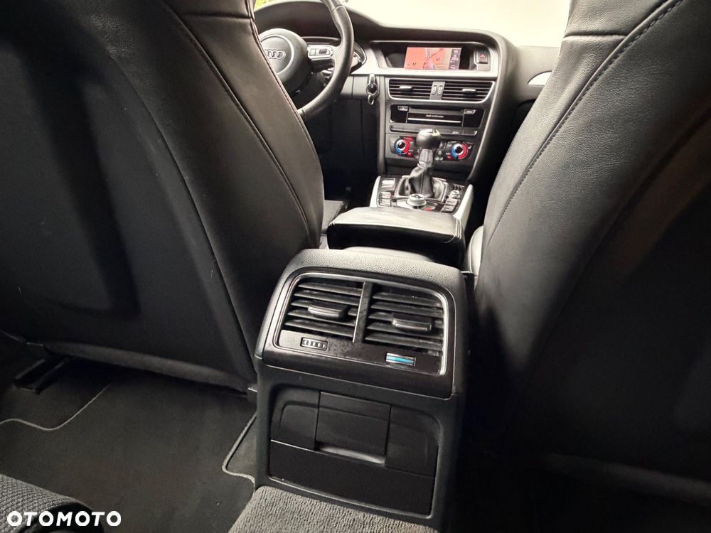 Audi A4 Avant 2.0 TDI DPF S line Sportpaket - 18