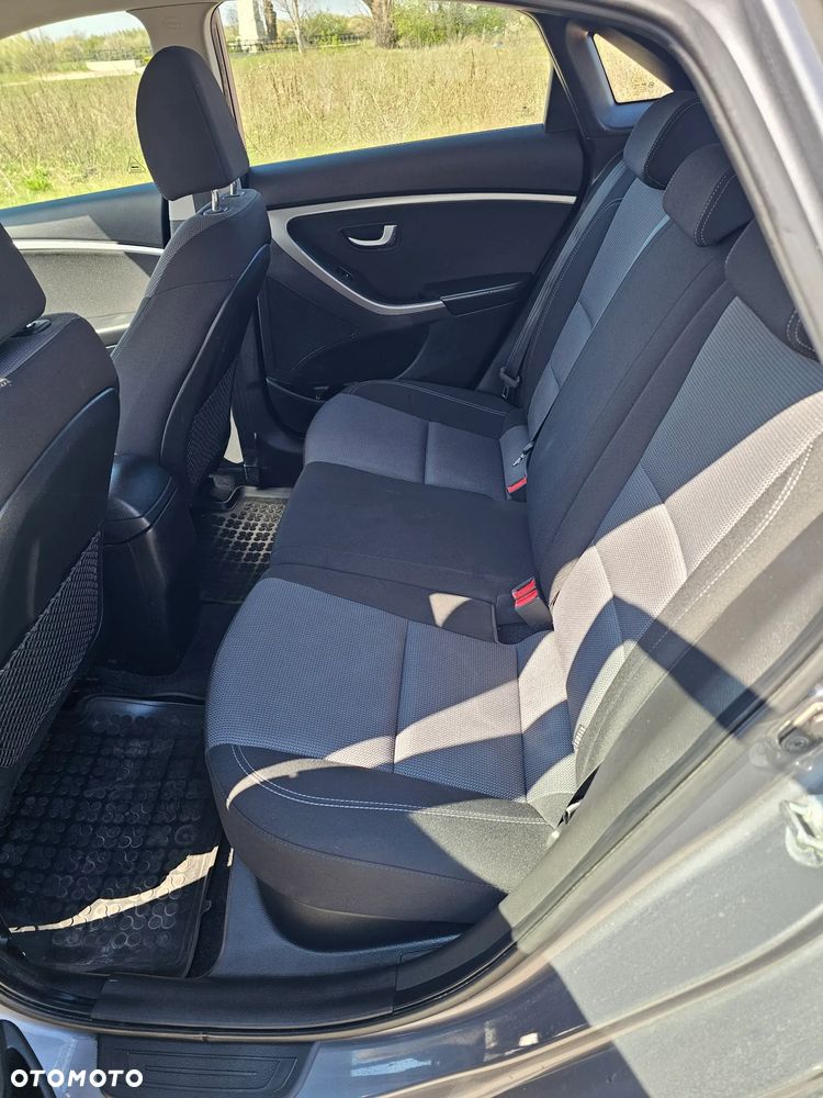 Hyundai i30 1.6 CRDI Trend - 15