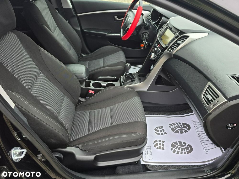 Hyundai i30 - 22