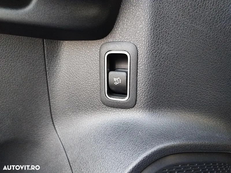 Mercedes-Benz EQA 250 - 27