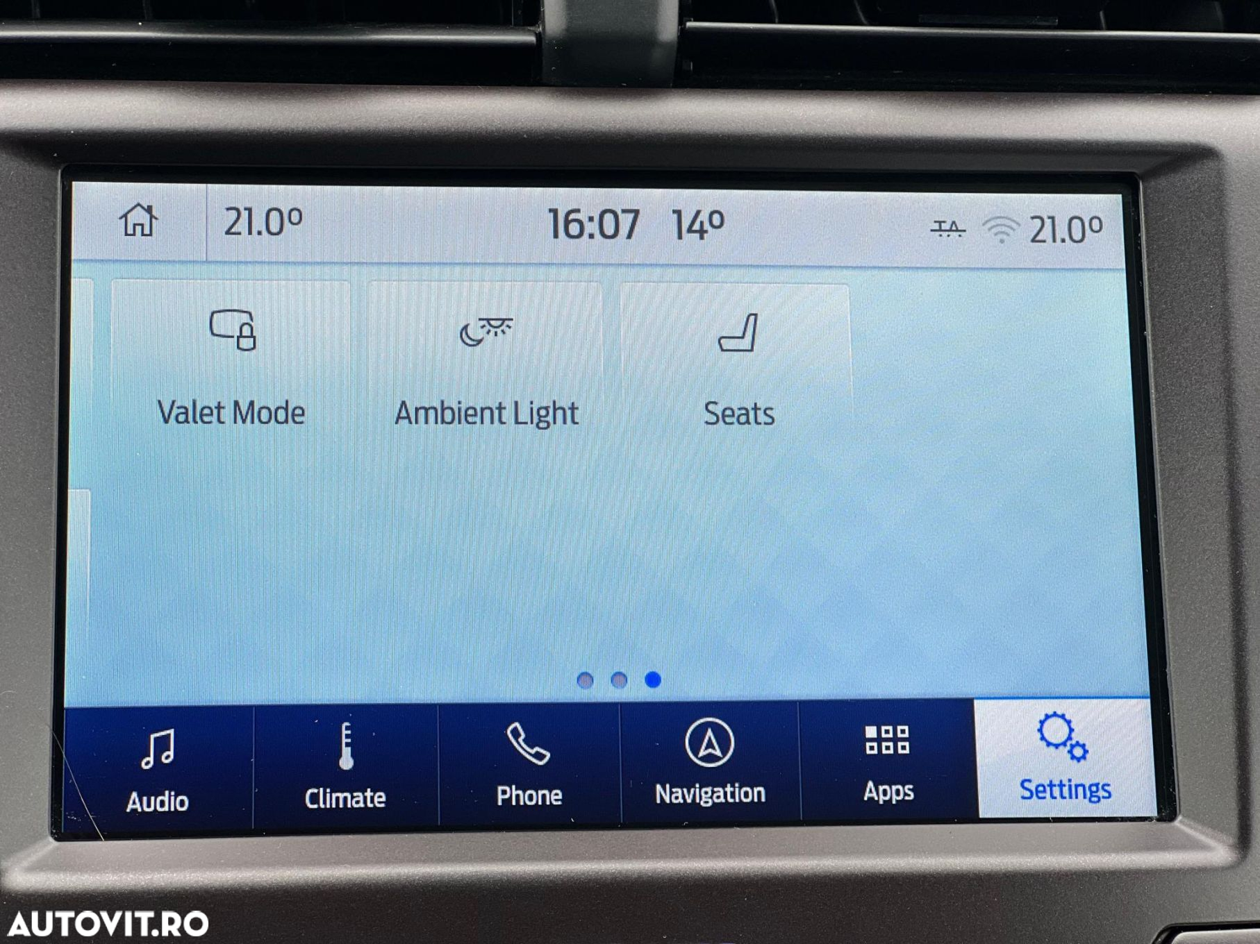 Ford Mondeo - 32