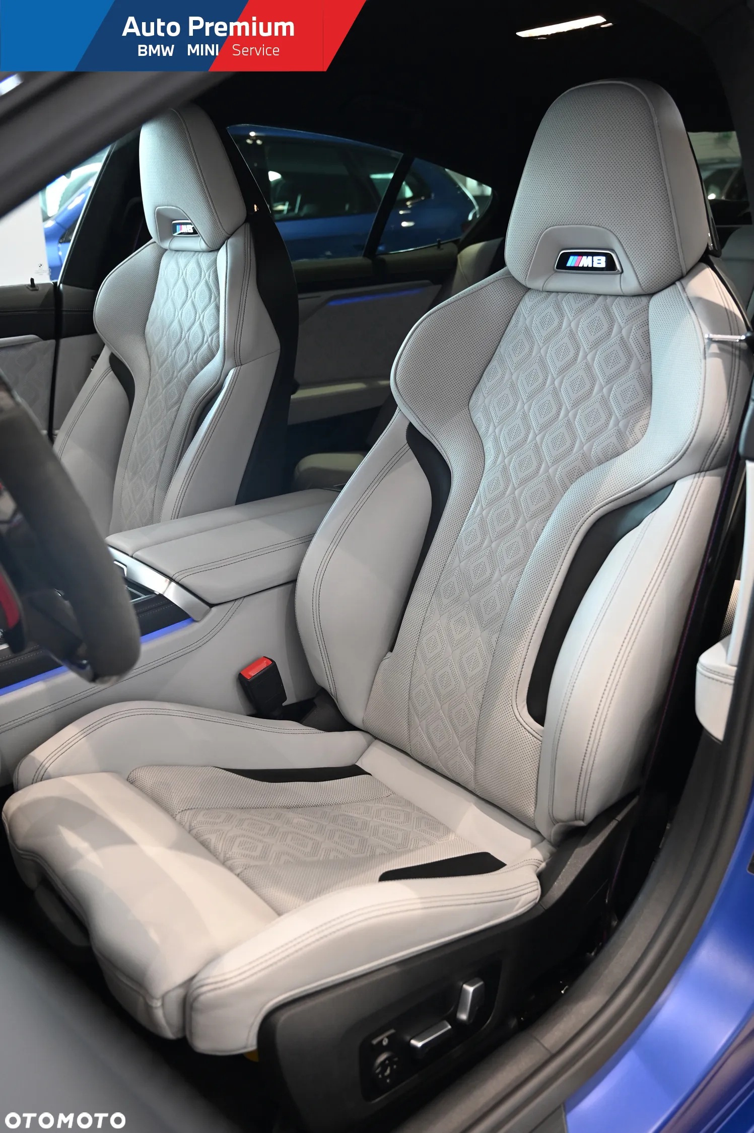 BMW M8 Competition - 18