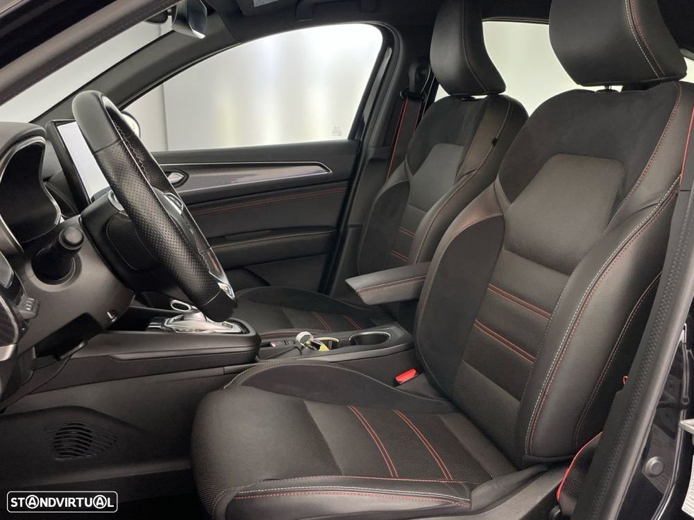 Renault Arkana 1.6 E-Tech R.S.Line - 18